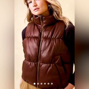 Banana Republic vegan leather vest in Bordeaux kiss size XL